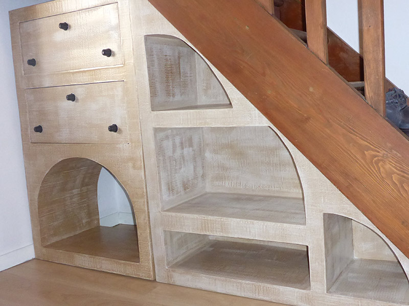 Meuble  sous escallier sur mesure